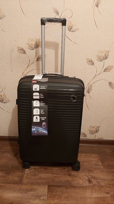 Чемодан размера S