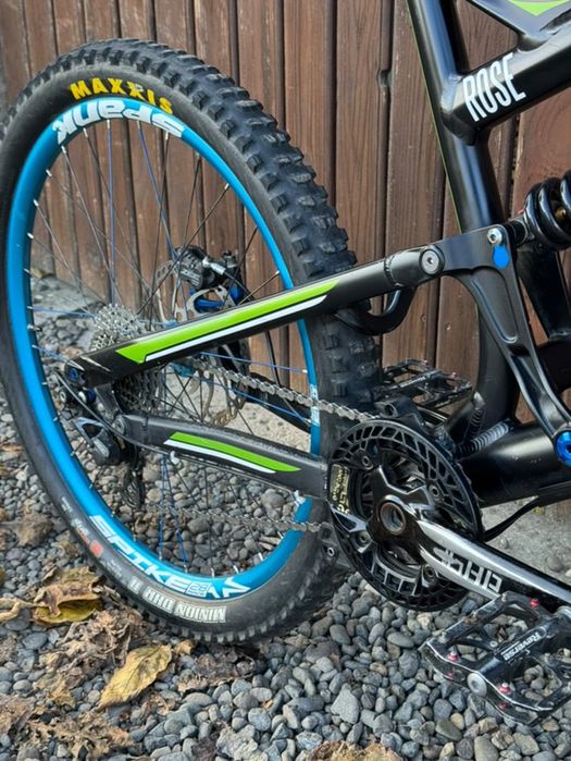 Rose the unchained M