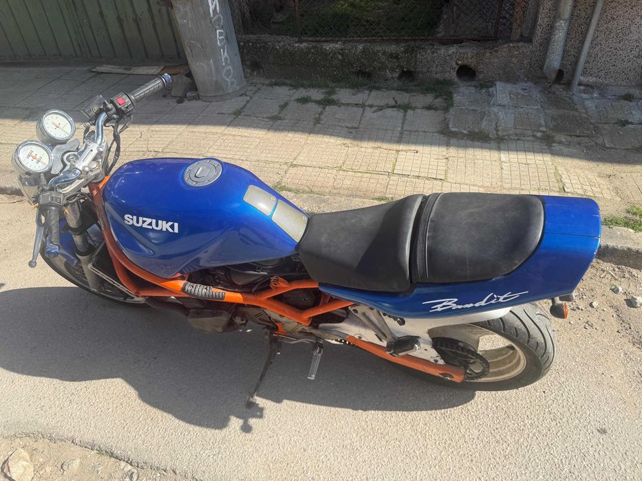 Мотор Suzuki Bandit 400 на части
