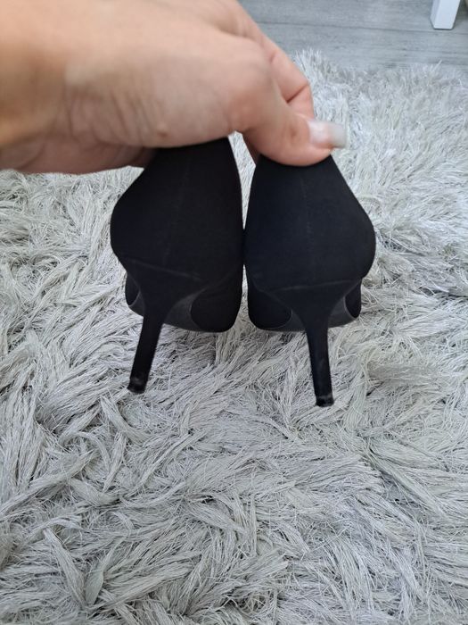 Pantofi cu toc stiletto  H&M marime 39