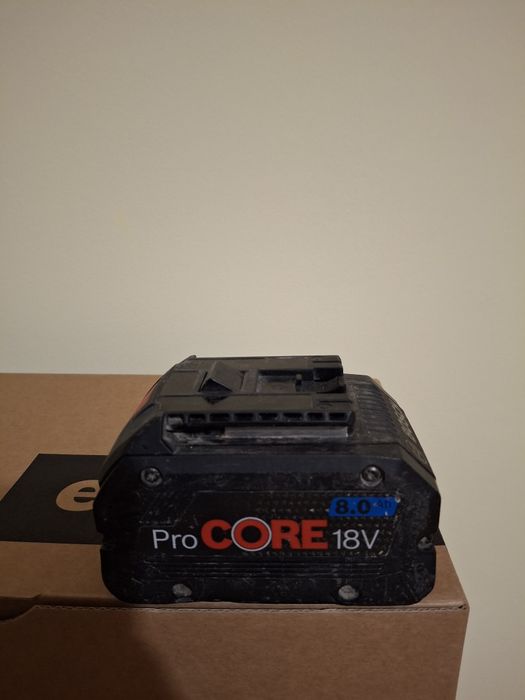 Acumulator bosch 8 amp.
