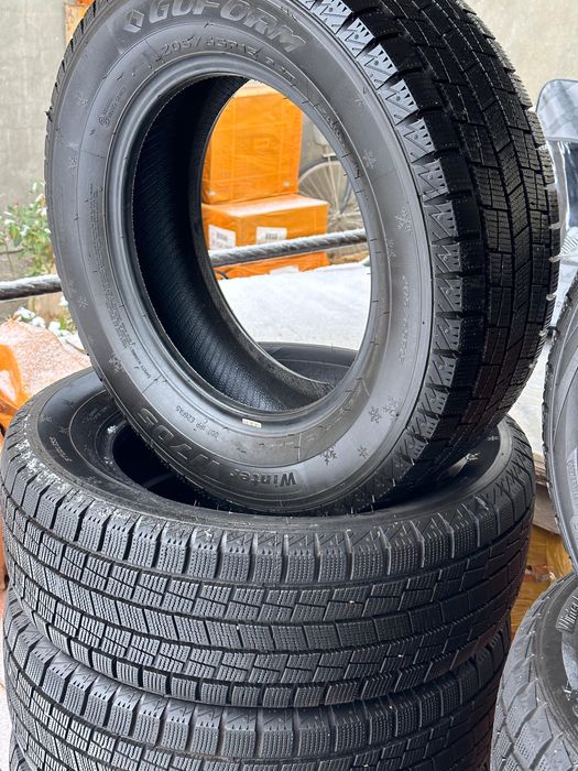 продам зимние шины гоформ р15
