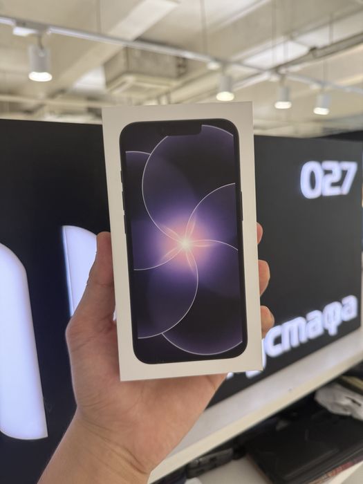 iPhone 17e 256gb новый с сим