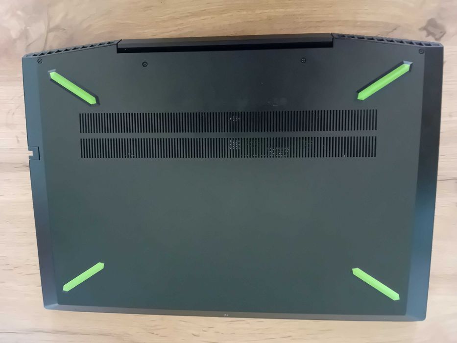 HP Геймърски Лаптоп