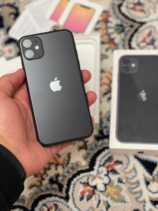 Продам iPhone 11