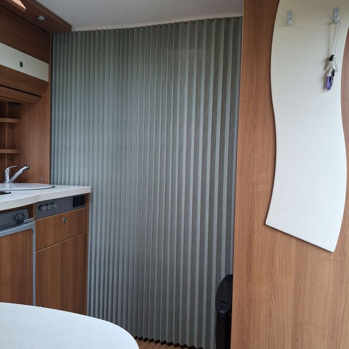 Продавам Карвана .