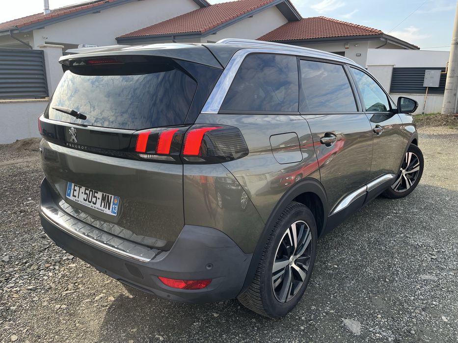 Peugeot 5008 Allure, Automat 7locuri Virtual Cockpit RAR facut