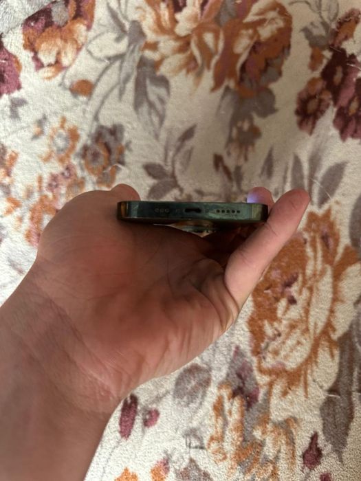 Айфон 13 про.