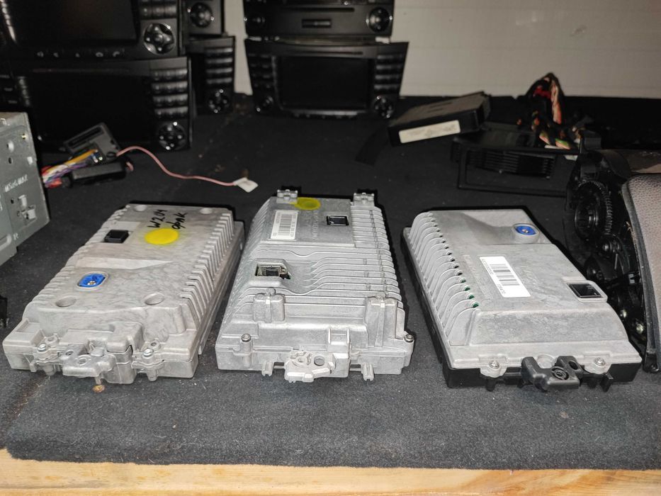 Навигации - радио и CD, ДВД - DVD четец и СД чейнджър от Мерцедес