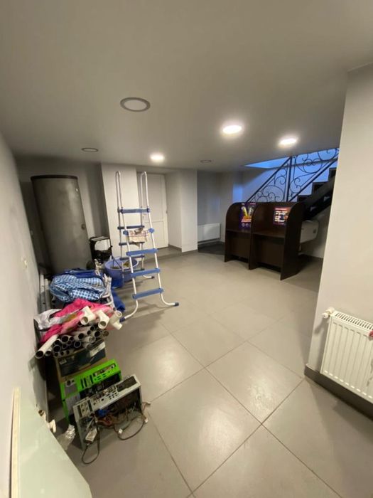 Сдам 2-х этажное здание!