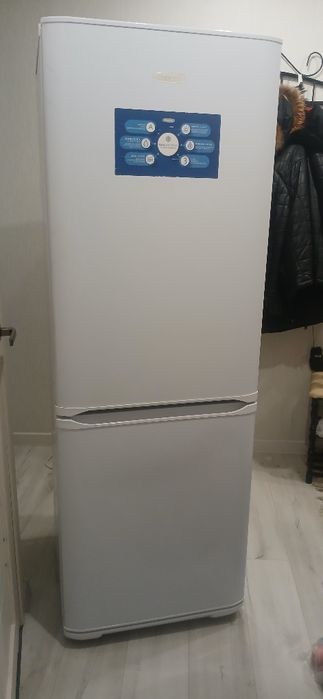 Продам холодильник