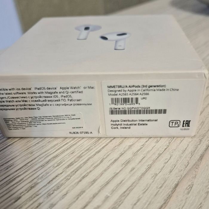 Продам airpods 3