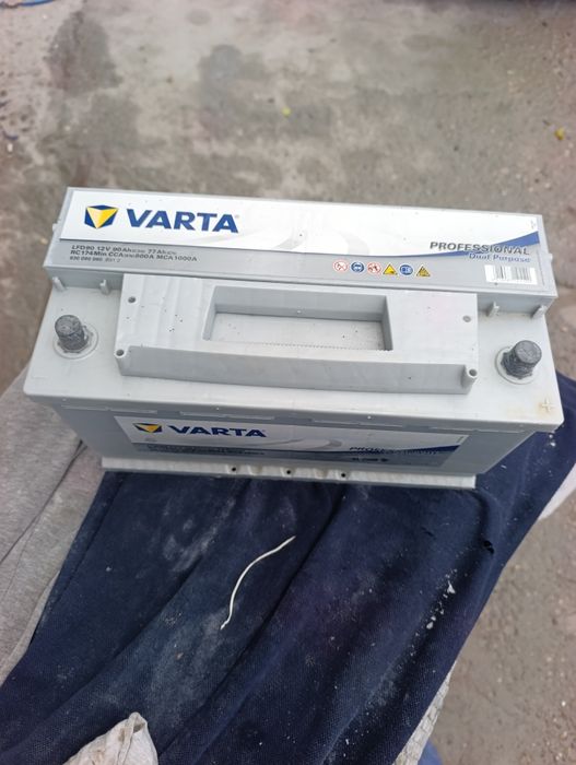 Acumulator varta profesional dual purpose