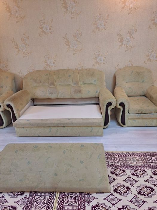 Диван  2 орындығымен