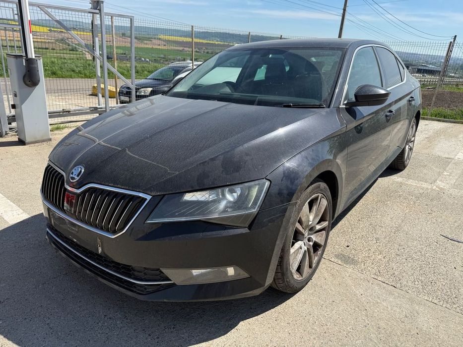 Dezmembrez Skoda superb 3 berlina neagra lg9r 2017 2.0 tdi DFGA DSG SWV