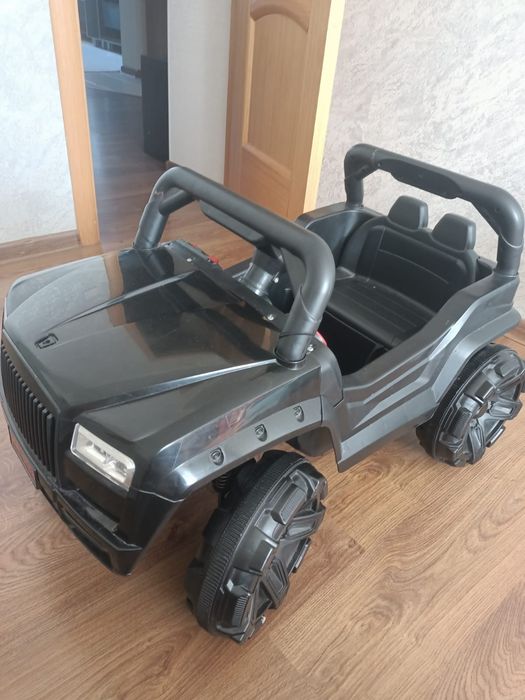 продам детский автомобиль