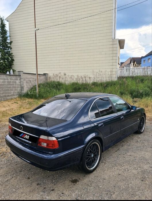 BMW 5 Series 2002 — imagine 2