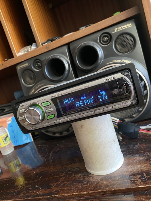 SONY CDX-GT610U - РЕТРО МОДЕЛ- USB, CD mp3 плеър за кола сд авто радио