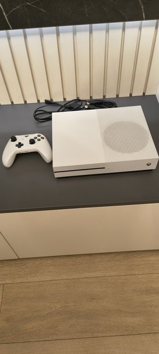Xbox One S de 1 TB