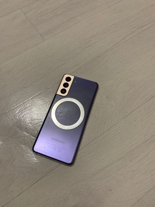 Продается Самсунг s21