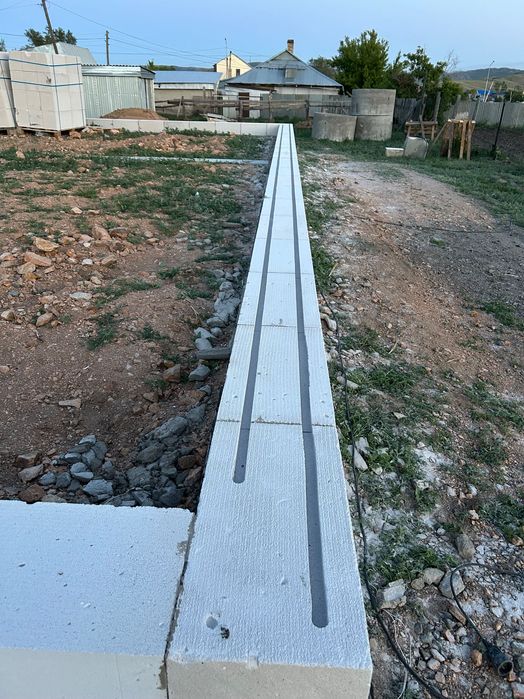 Дом (недостроенный)