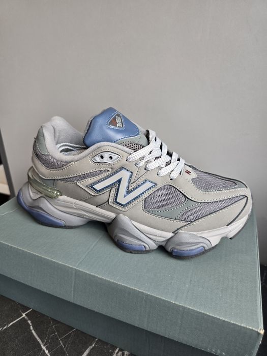 New Balance 9060 marimea 41.5