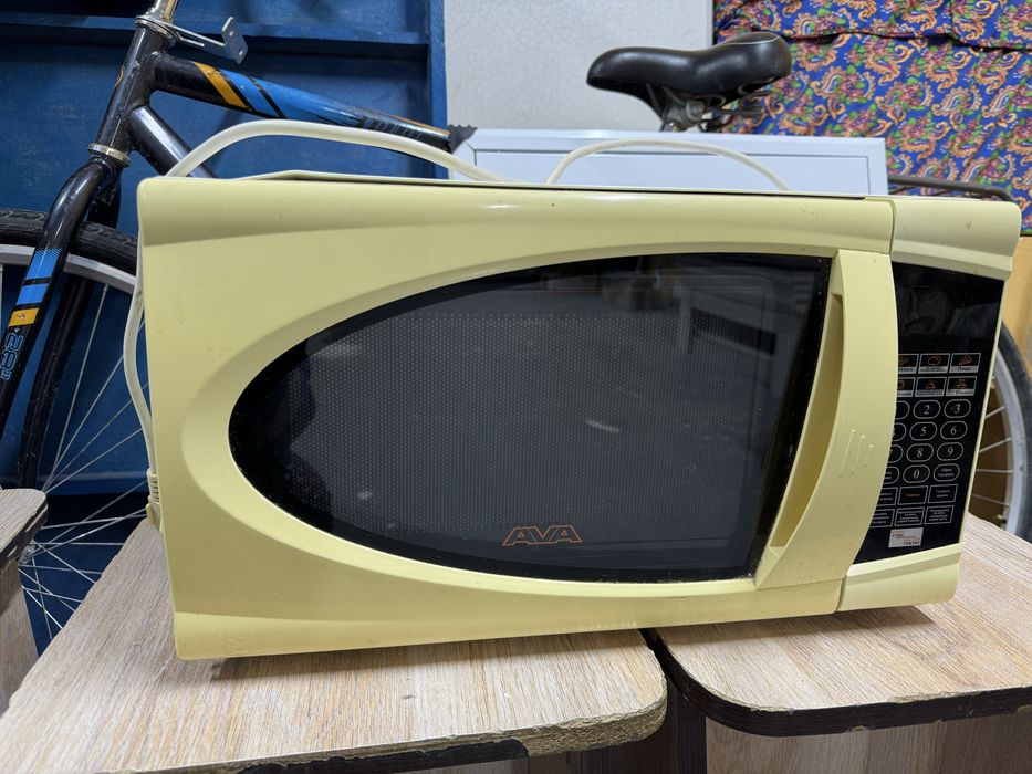 Продается микроволновая печь