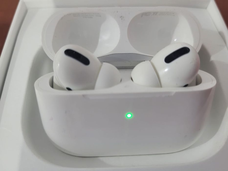 Наушник AirPods Pro