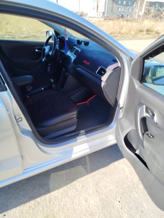 продам фольсфаген поло