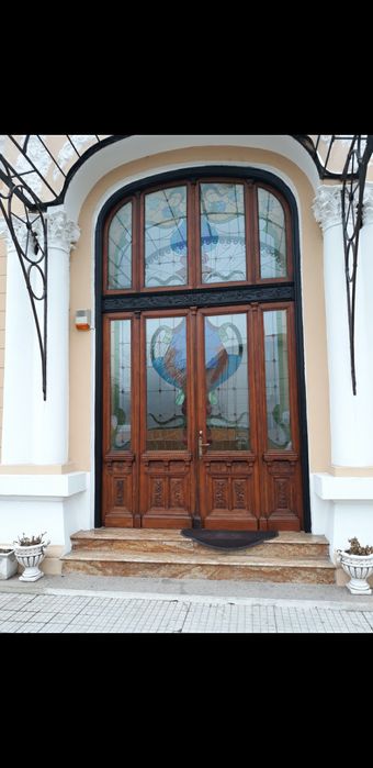 Vopsesc, restaurez, recondiționez mobila, uși , ferestre, MDF.