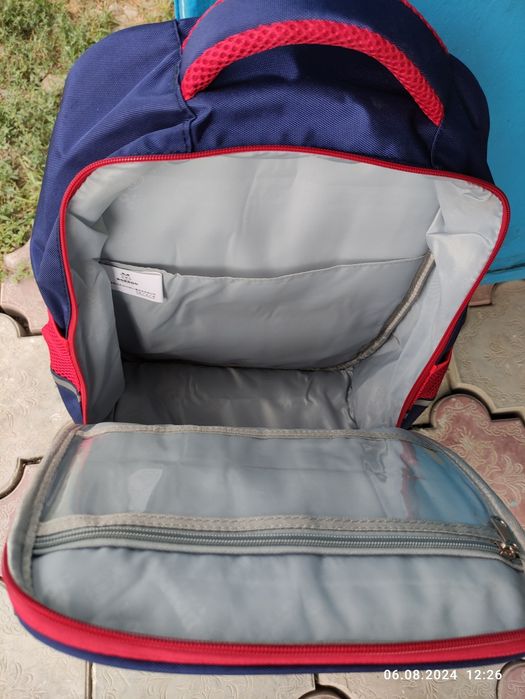 Школьный рюкзак/сумка/ранец