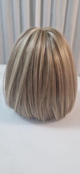 Продам парик новый