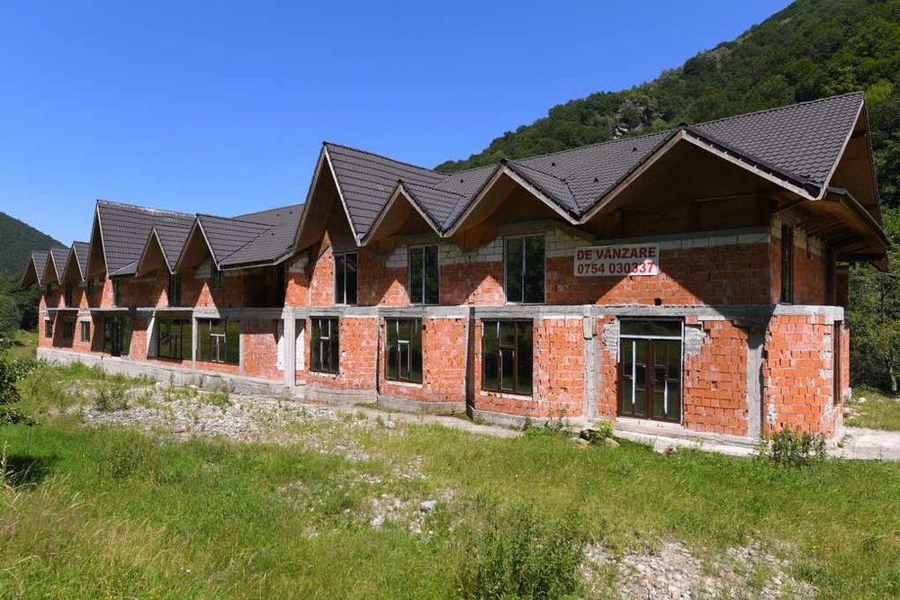 PENSIUNE Raul Mare Retezat