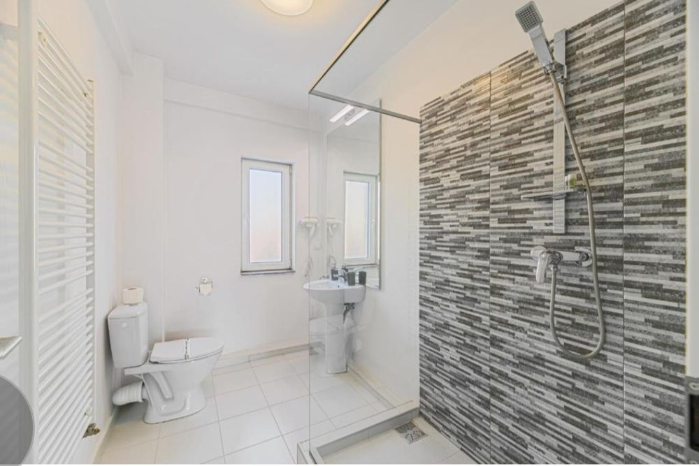 3 apartamente de inchiriat! Propietar! 3500 ron/luna, De Mijloc nr 60