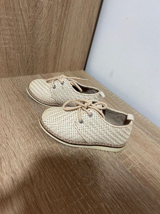 Pantofi zara nr 21