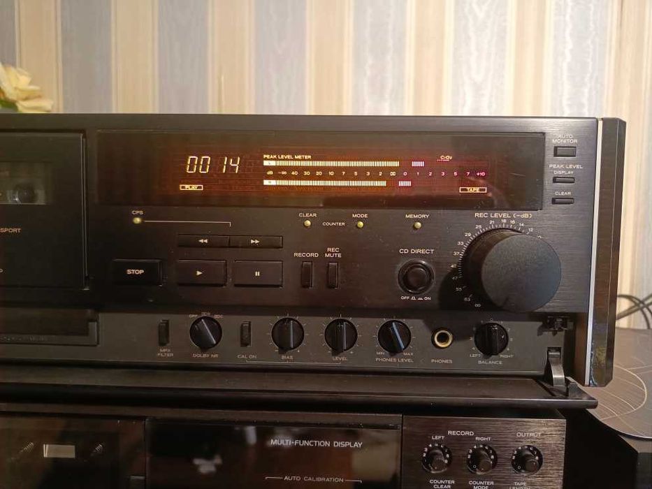 Кассетная приставка Teac V-9000
