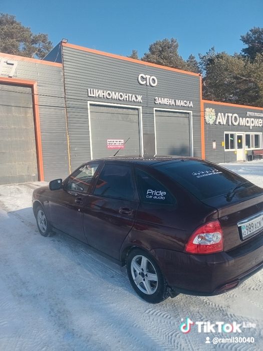 Продам приору хэчьбэк