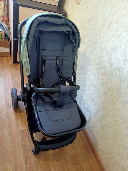 Детская коляска универсальная