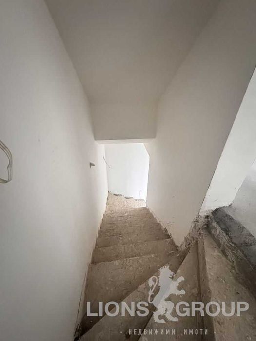 Продава се Къща в с. Лозен, Област София-град - 265 кв.м за 1001 €/кв.м - Снимка #6