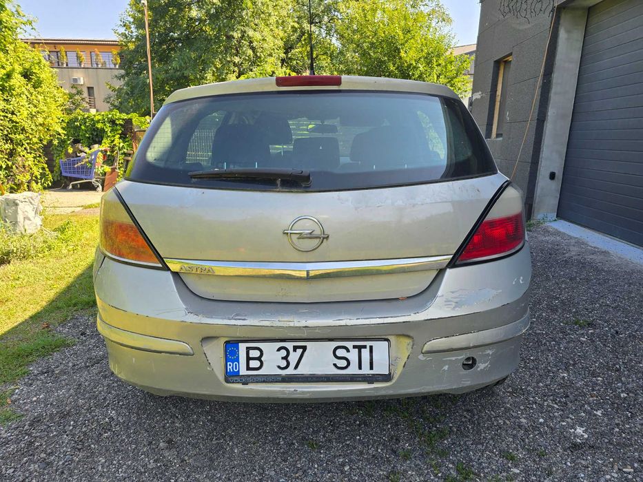 OPEL Astra 2005 — imagine 5