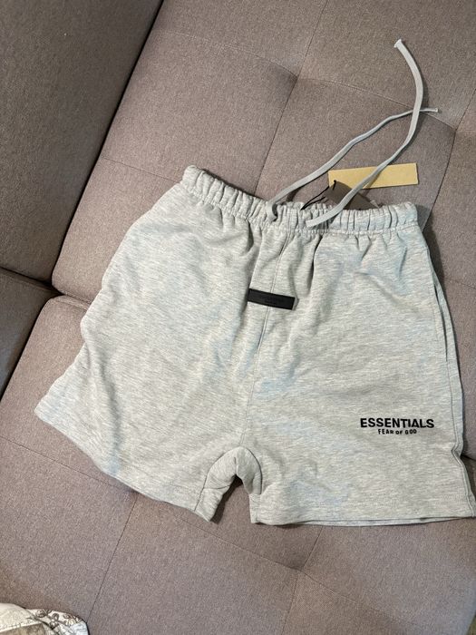 Къси гащи Essentials