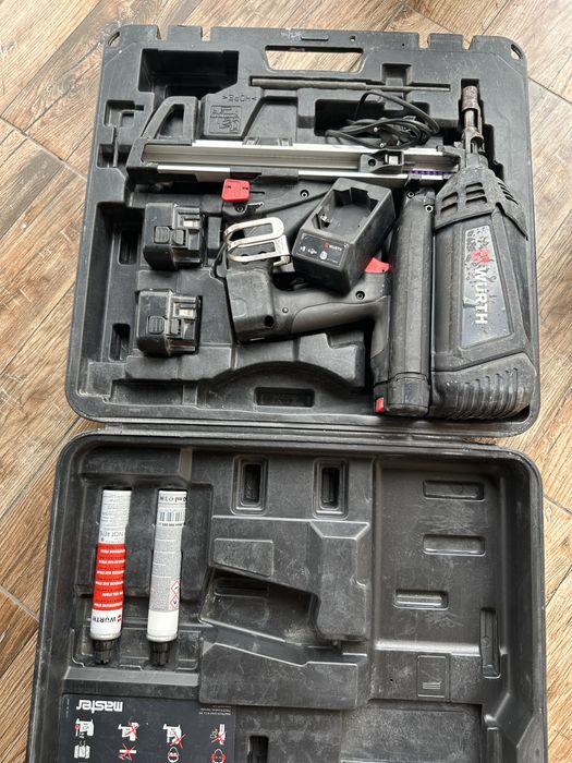Pistol cu cuie pentru beton Wurth