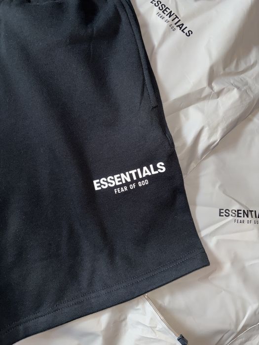 Essentials Shorts (Черни и Сиви)