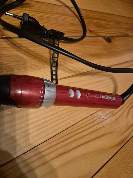 Маша за къдрене Babyliss pro конусовидна