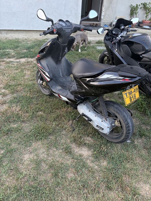 Vand Yamaha aerox 50 cc 2007