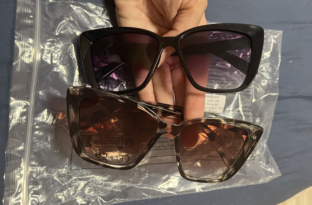 Слънчеви очила ,два броя