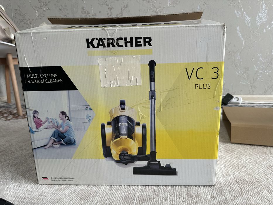 Пылесос бренда Karcher VC3 plus