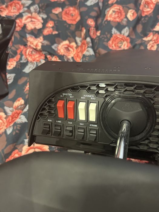 Honeycomb Bravo Yoke + Throttle Quadrant