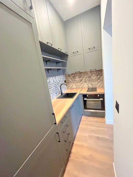 Дава се под наем Тристаен апартамент в София, Банишора - 74 кв.м за 850 € - Снимка #1