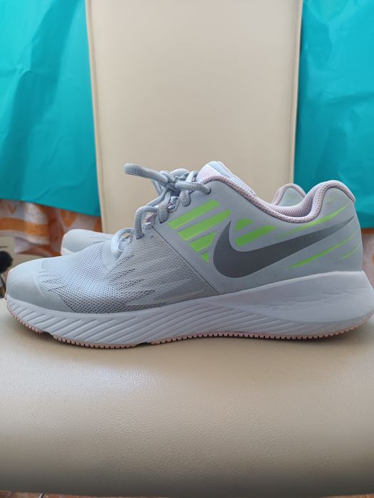 Adidași nike nr 38,5